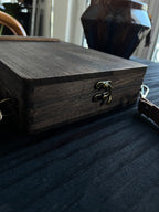 Ikane Studio Objet / Coffret / Cadeau Boîte d’artiste nomade – atelier portatif pour écriture et dessin