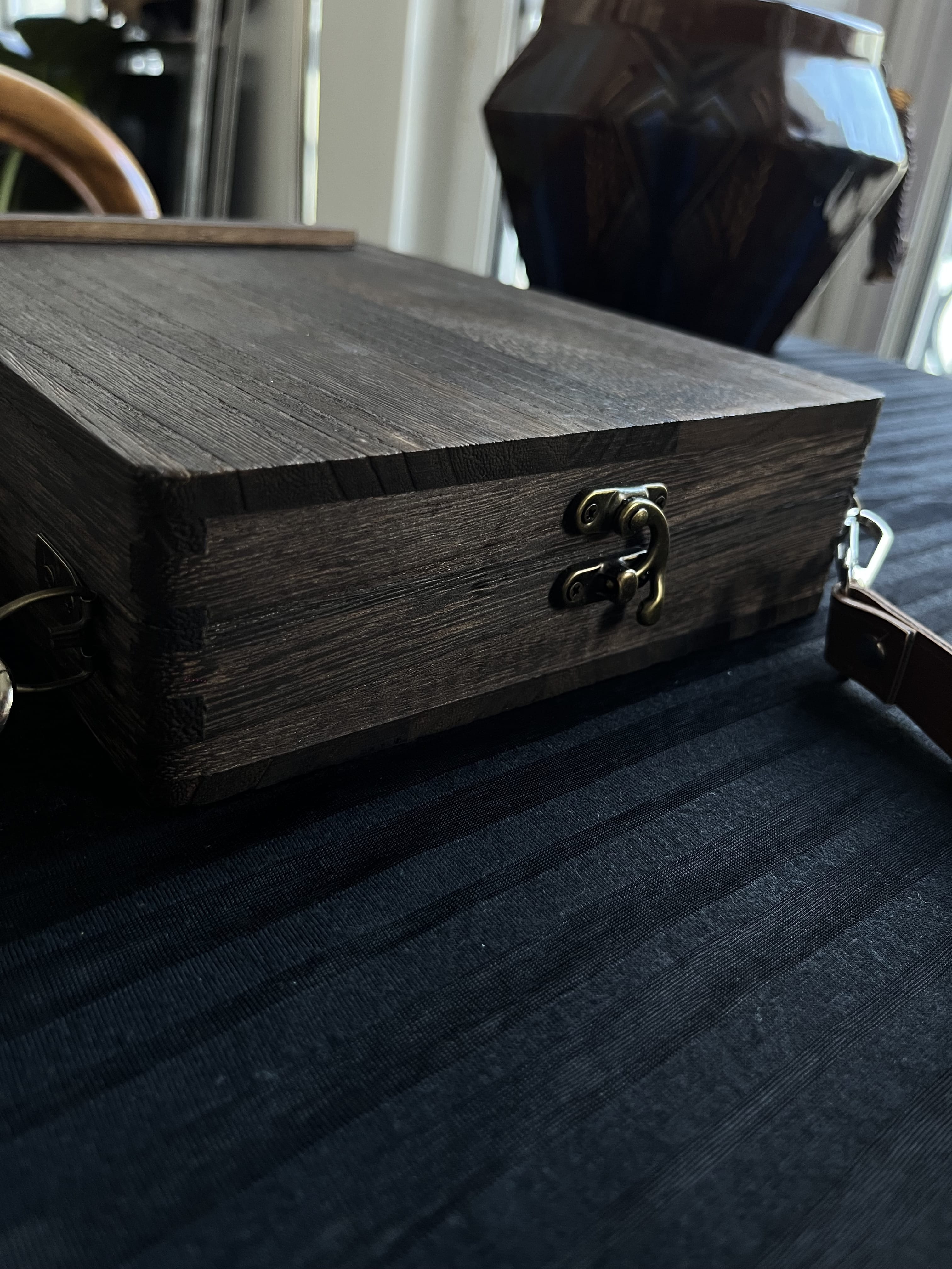 Ikane Studio Objet / Coffret / Cadeau Boîte d’artiste nomade – atelier portatif pour écriture et dessin