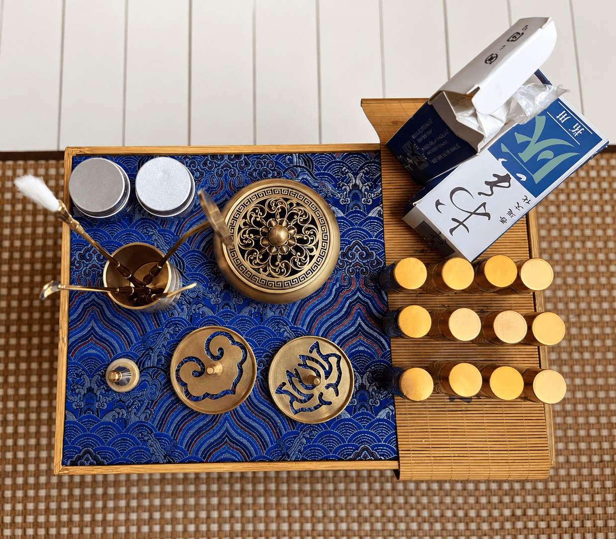 Ikane Studio Objet / Coffret / Cadeau Coffret deluxe d’encens à tracé Lotus