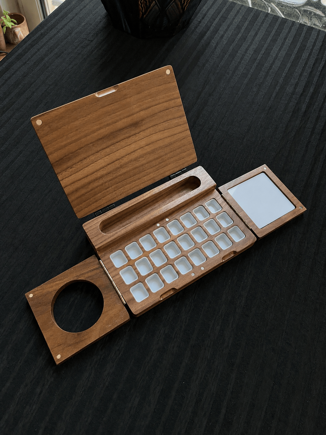 Ikane Studio Objet / Coffret / Cadeau Planche d’aquarelle pliante en bois