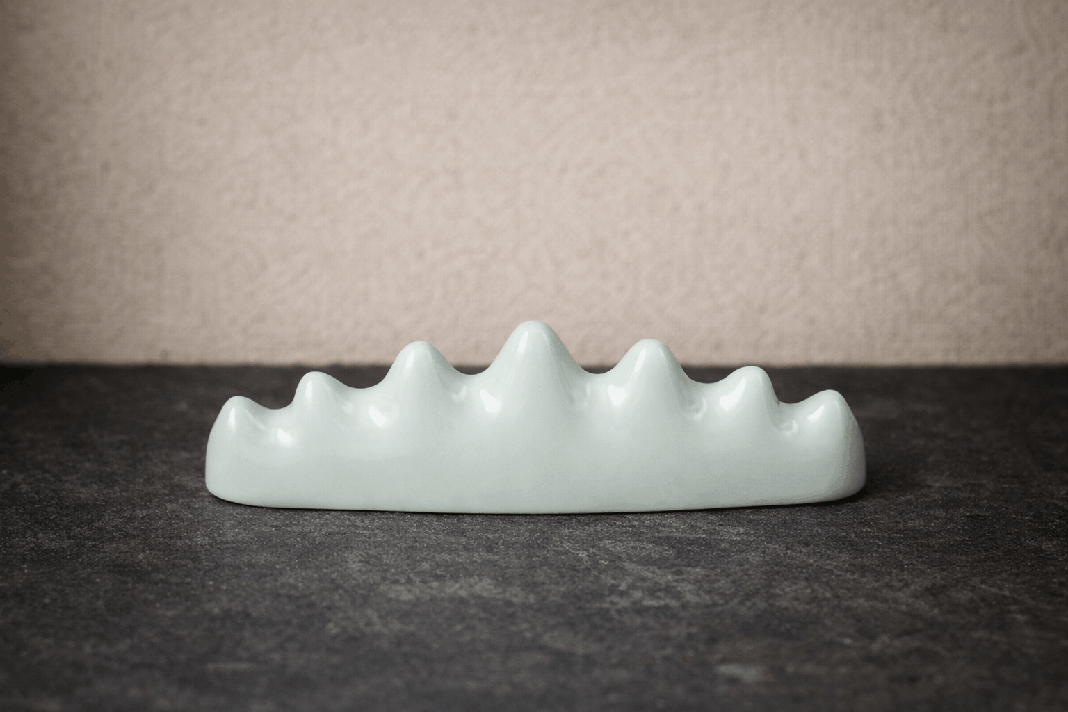 Ikane Studio Objets Repose-pinceaux en céramique