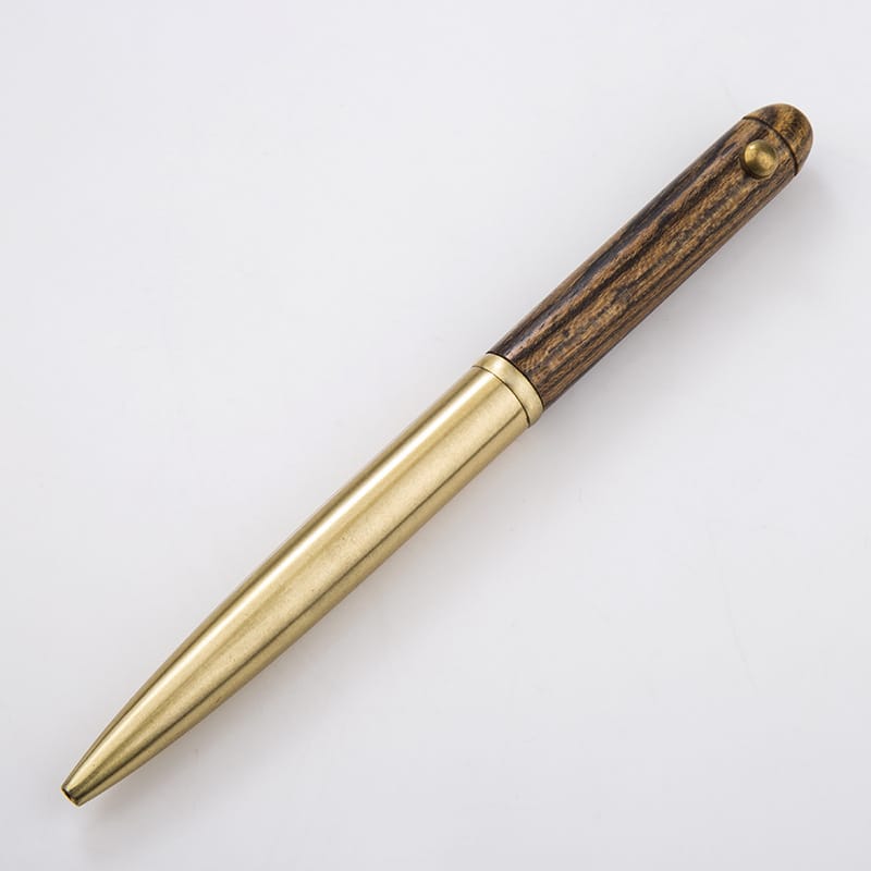 Ikane Studio Objets Veinage tigré Stylo bille en laiton et bois